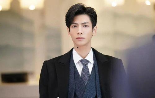 吃瓜娱乐圈罗云熙,瓜田里的娱乐圈新星  第2张